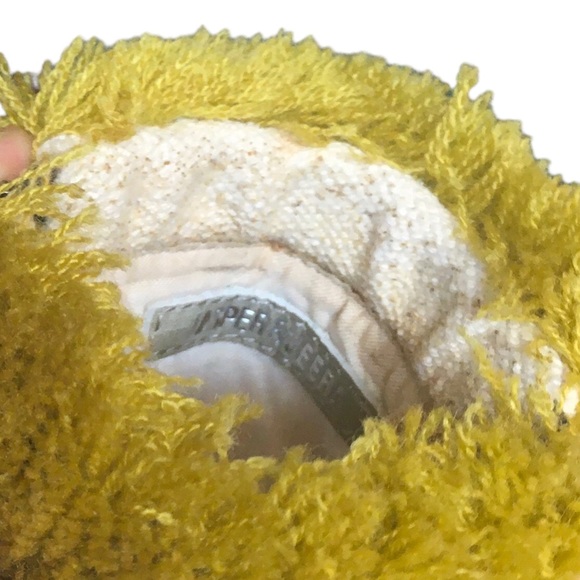 Anthropologie Jasper and Jeera coin purse fuzzy yellow carpet material - Picture 7 of 7